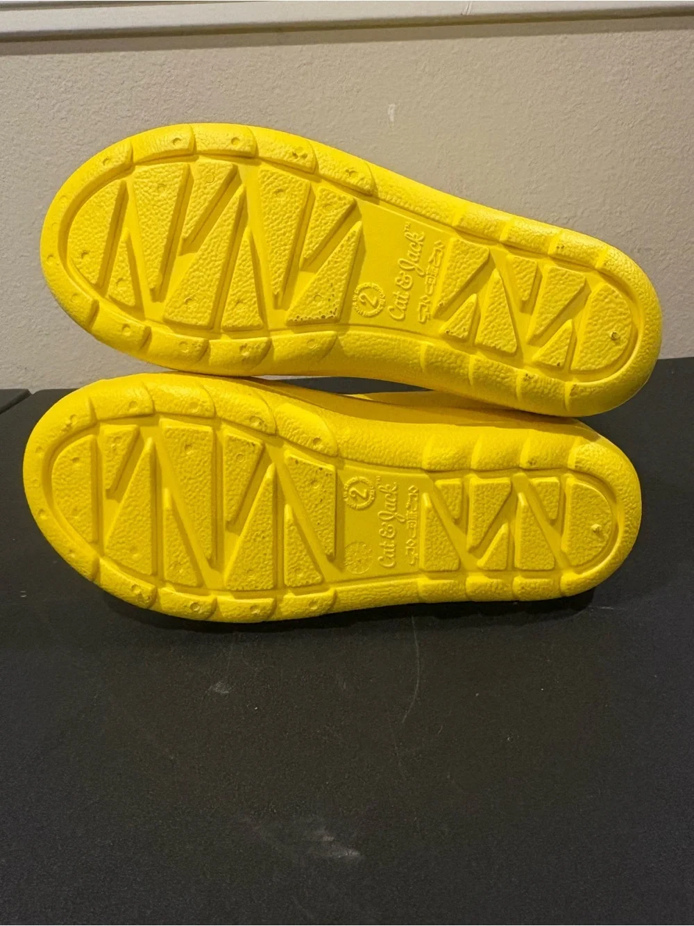Cat and Jacks Andy Kids Yellow Rubber Rain Snow Mud Boots Youth Size 2Y